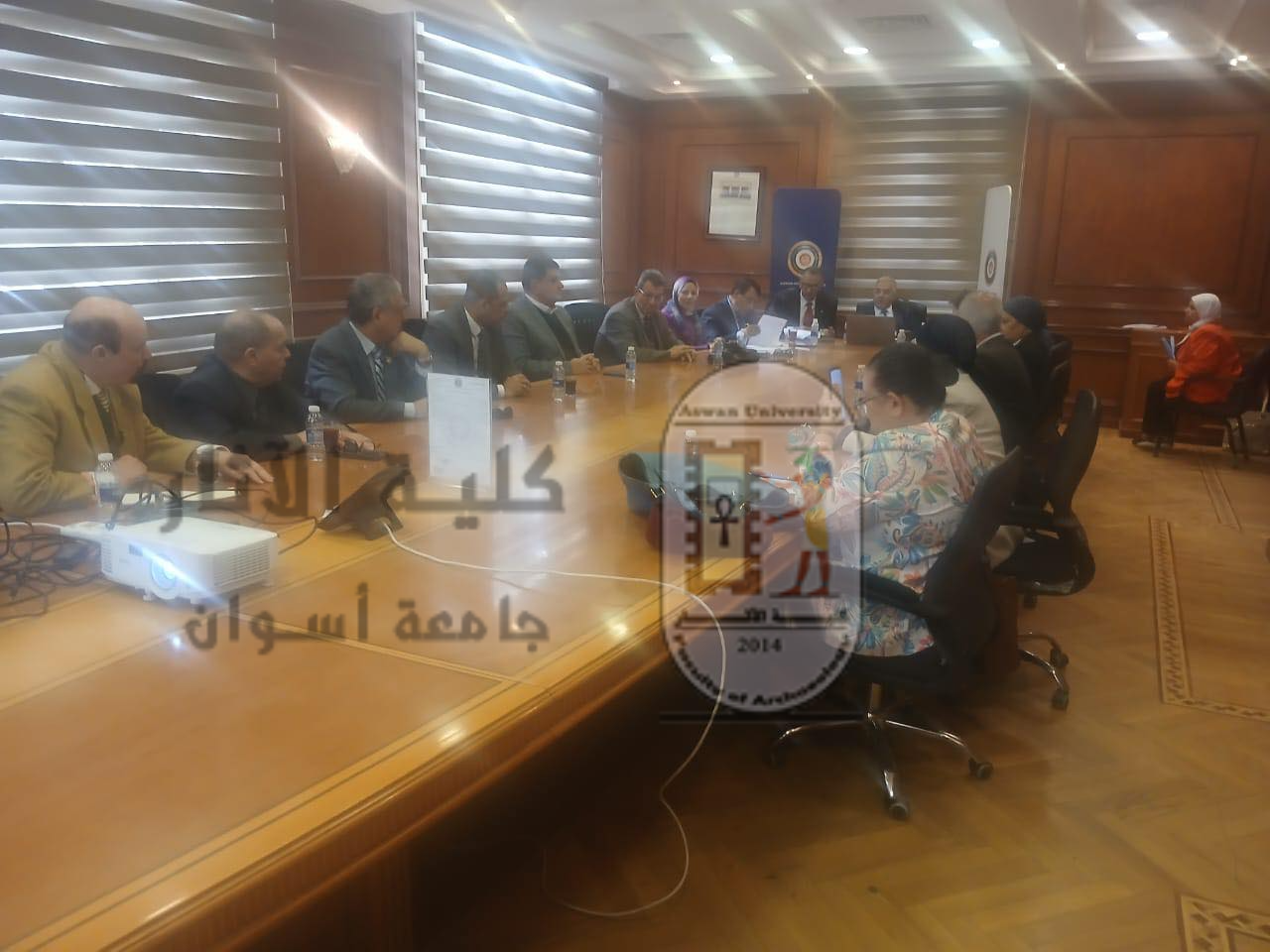 حضور الأستاذ الدكتور أيمن صلاح طه، عميد الكلية، اجتماع لجنة قطاع الآثار والتراث بالمجلس الأعلى للجامعات
